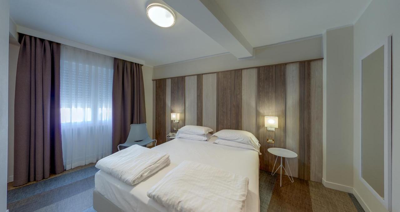Hotel Europa Garda  Exterior foto
